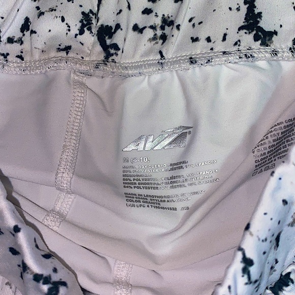 Avia double lined shorts - Picture 3 of 5